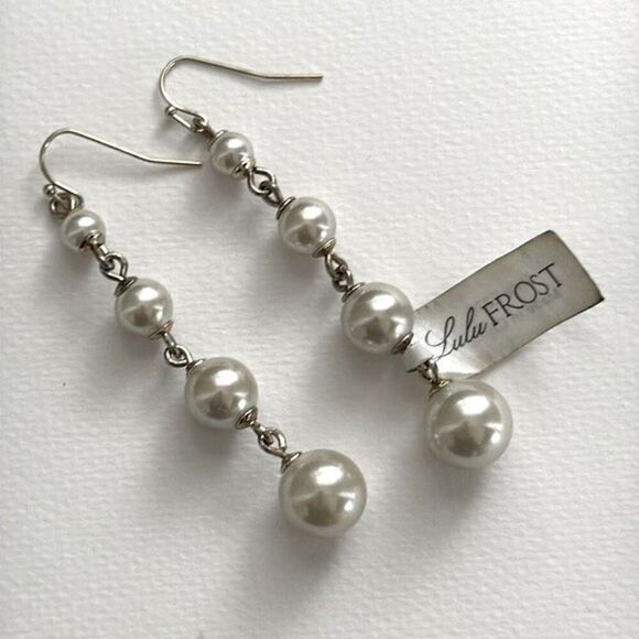 Graduated Glass Pearl Drop Earrings – Lulu Frost, Gold Tone, 2.75” Long - Picture 3 of 8